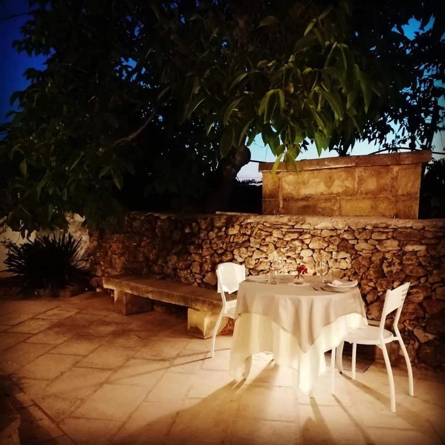 Masseria Agriturismo Il Sorriso Degli Ulivi - Dimora Di Charme Gallipoli Bagian luar foto