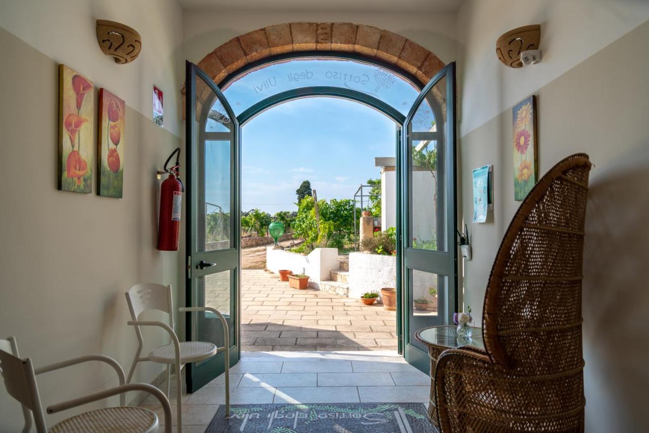 Masseria Agriturismo Il Sorriso Degli Ulivi - Dimora Di Charme Gallipoli Bagian luar foto